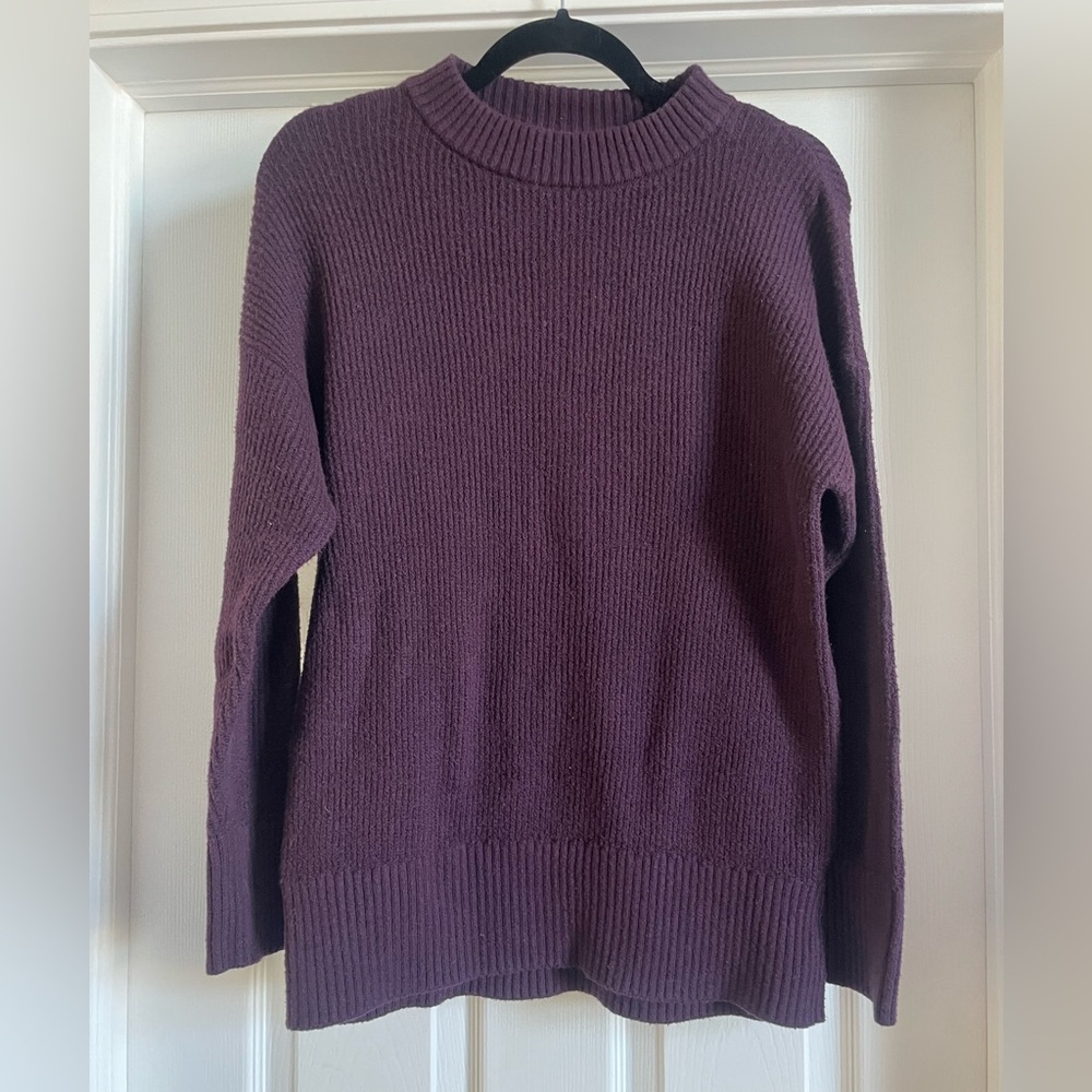 Old Navy Women's Deep Purple Crew Neck Sweater